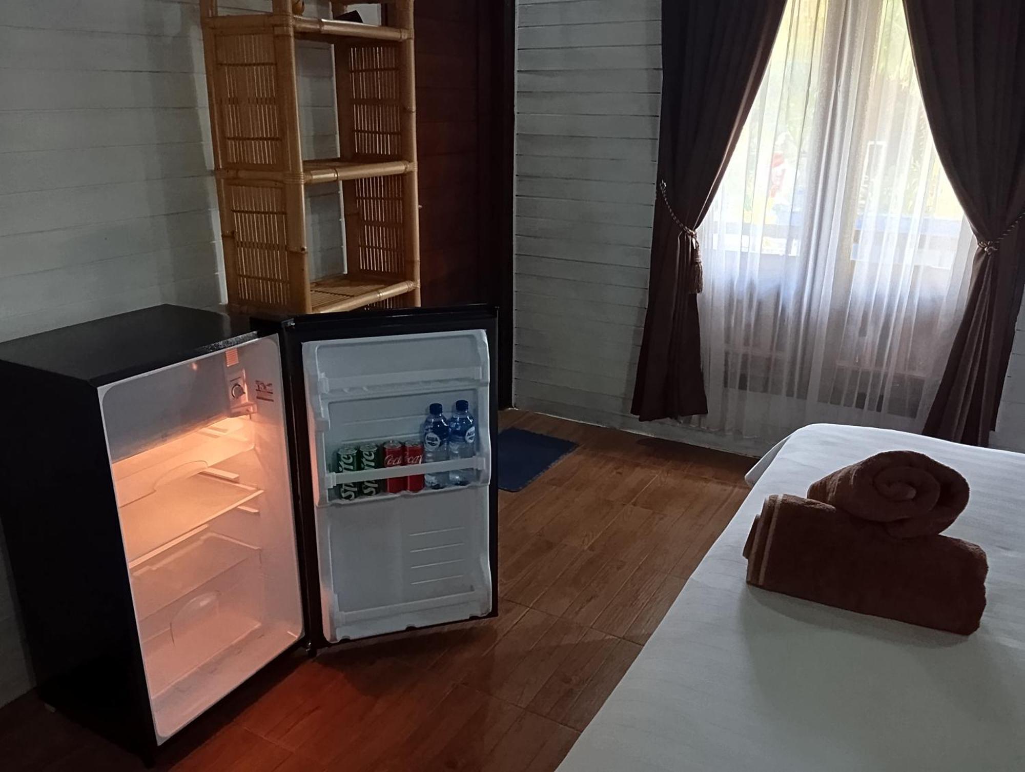 Belong Home Stay Lembongan Exterior photo