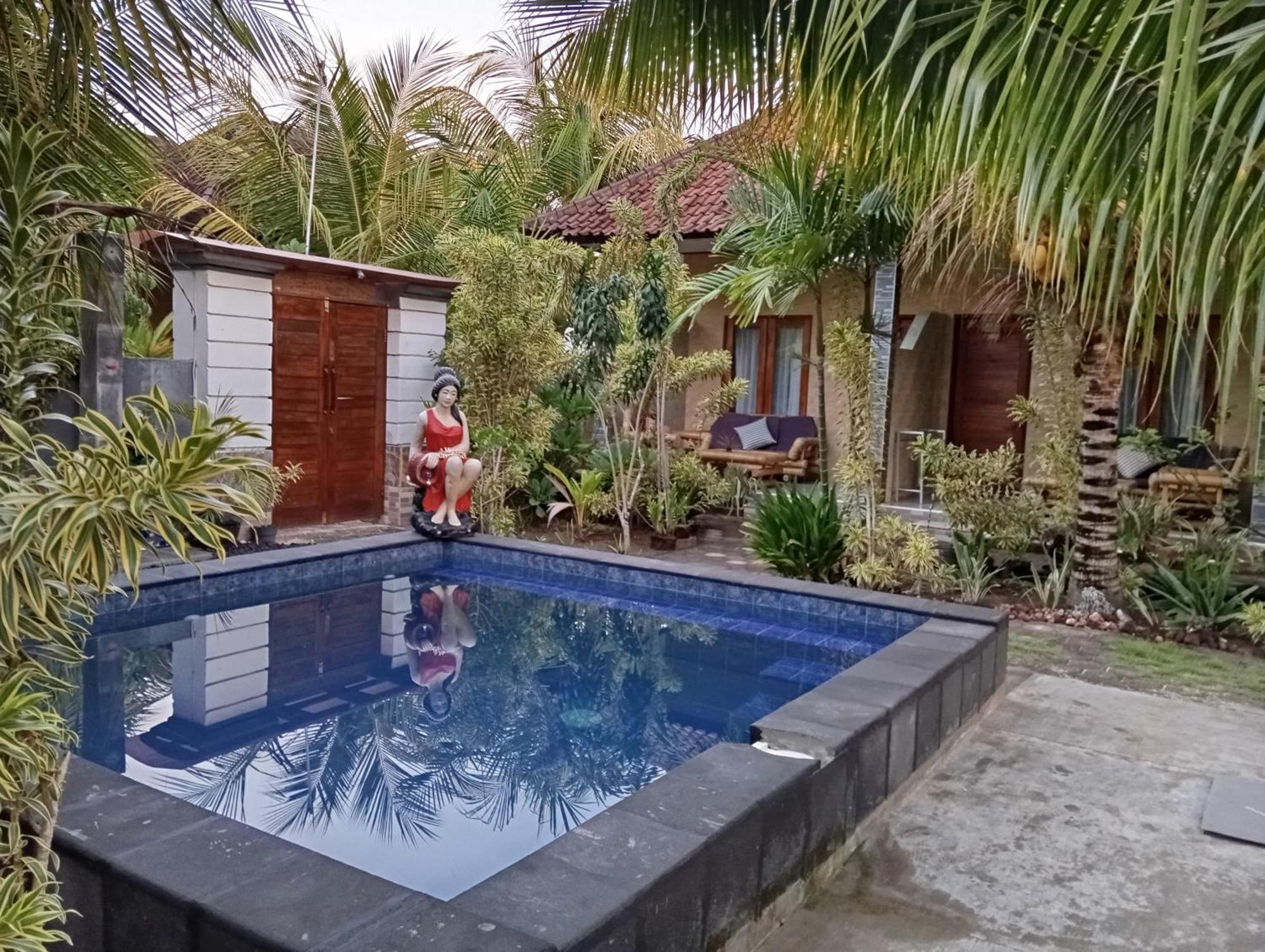 Belong Home Stay Lembongan Exterior photo