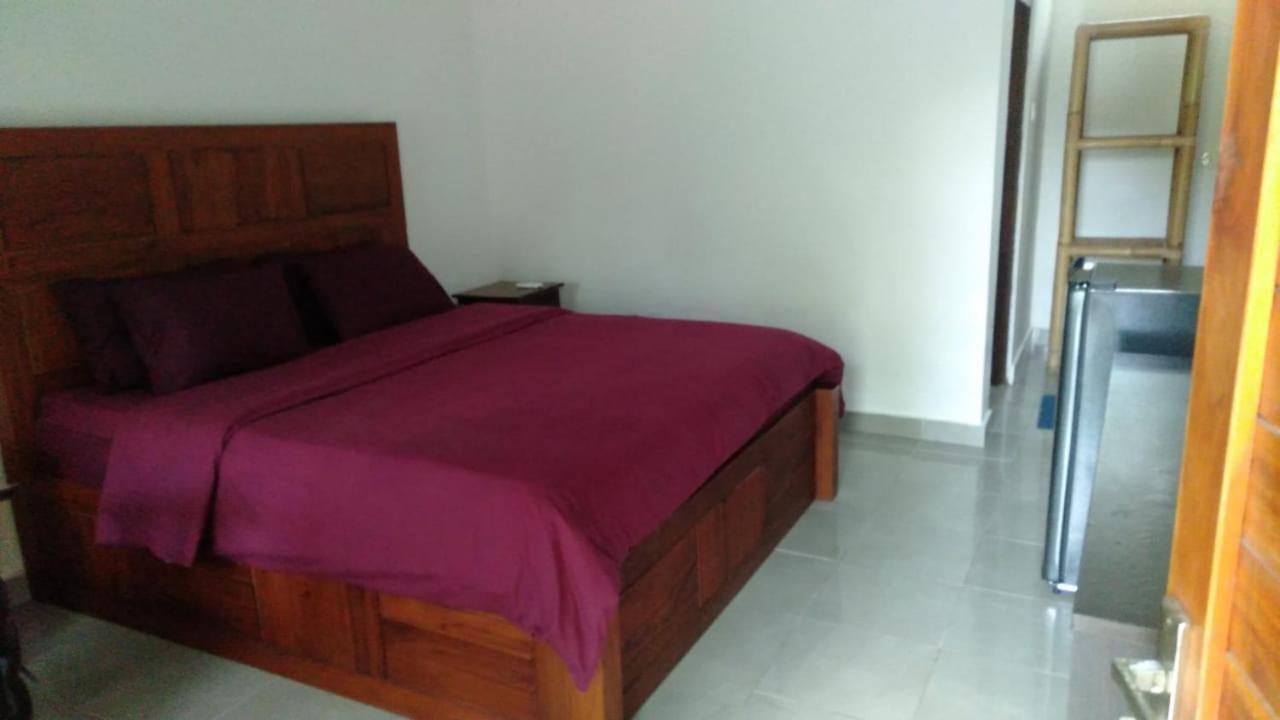 Belong Home Stay Lembongan Exterior photo